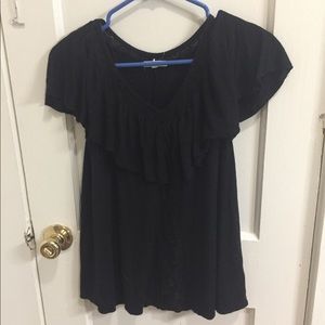 Cute flowey black blouse with lace detailing.